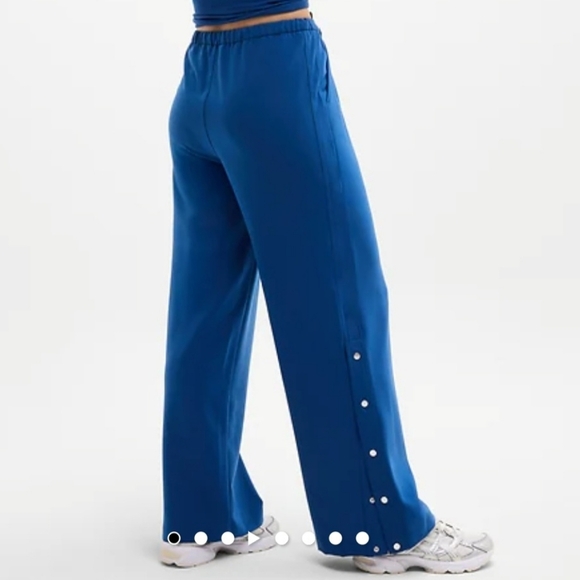 Athleta NWT Blue Pants With Snap Up Detail - Picture 2 of 16